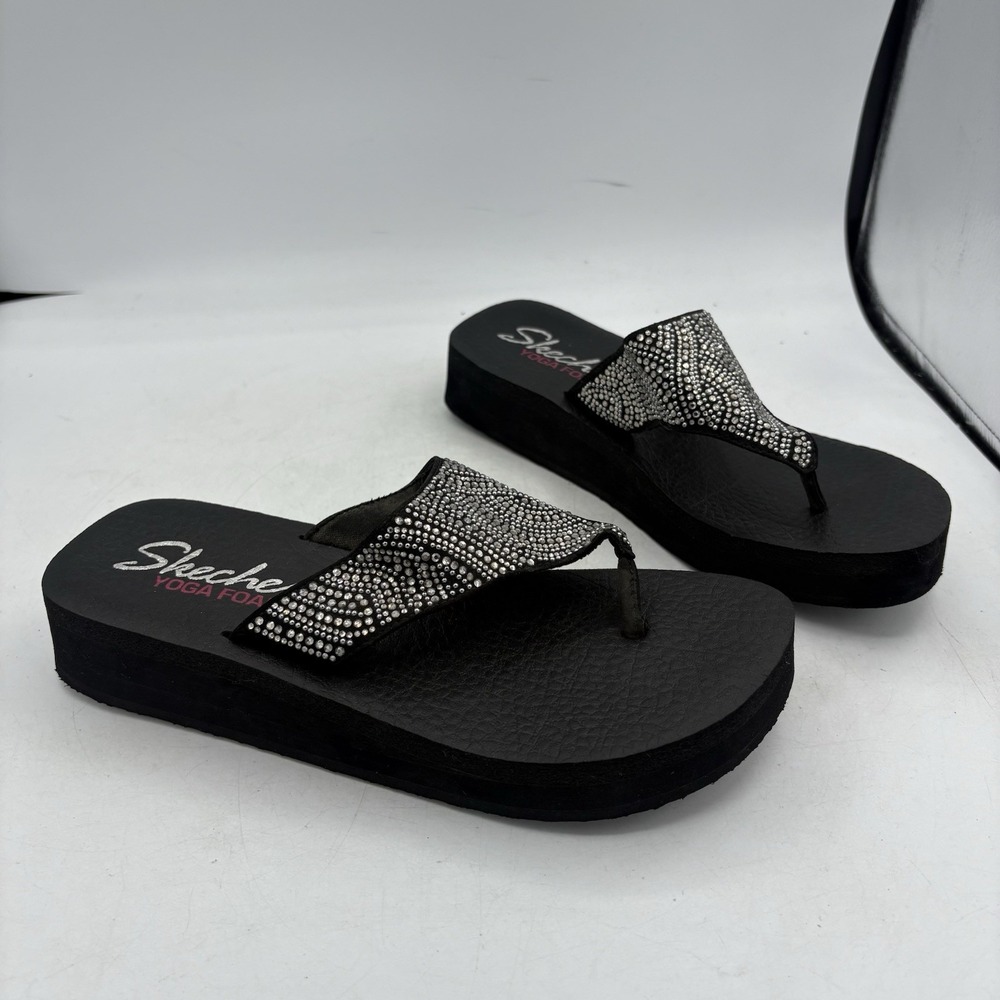 Skechers Sandals Womens Size 8 Vinyasa Rhinestone Yoga Foam Wedge Flip Flops